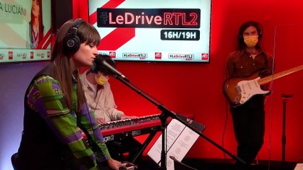 Clara Luciani en live dans #LeDriveRTL2 (09/04/21)