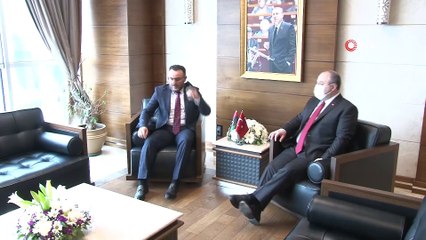 Bakan Varank, Libyalı mevkidaşı ile bir araya geldi