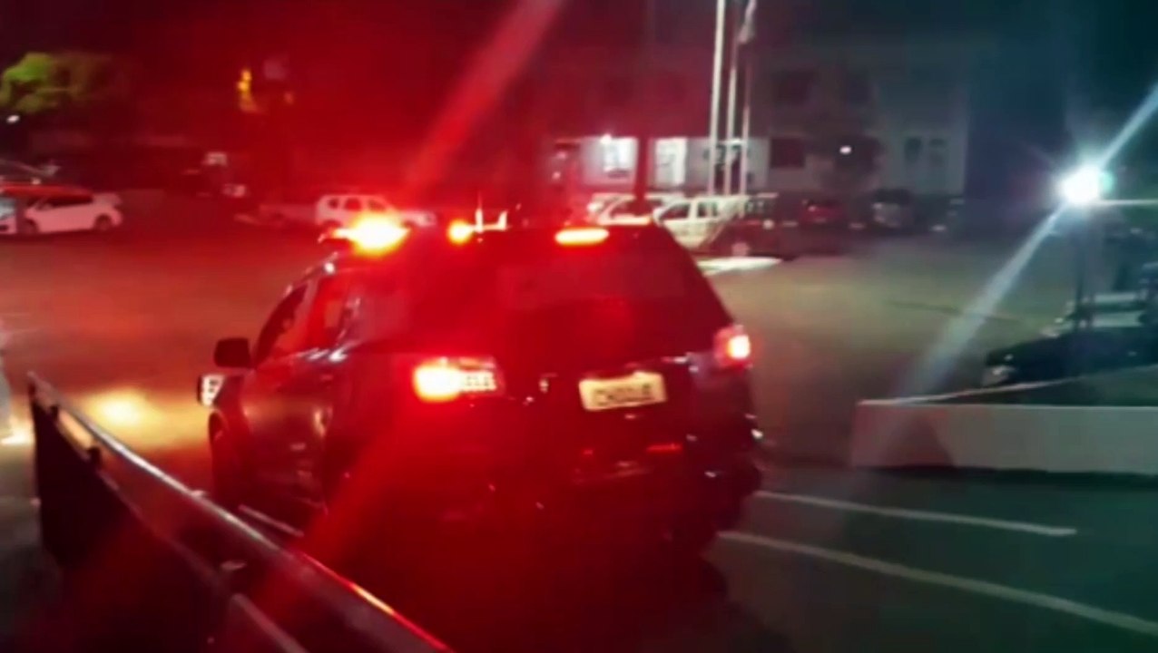 Homem é detido por embriaguez após “furar” preferenciais e semáforos no Centro