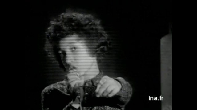 Les Poppys interprètent Des chansons pop dans Cadet Rousselle (25/11/1971)