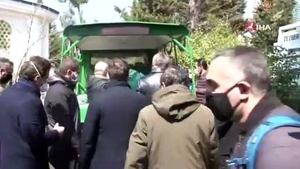 Vefat eden sanatçı Mehtap Ar toprağa verildi