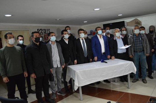 GÖREVDEN ALINAN DEVA PARTİSİ ELAZIĞ İL BAŞKANI, PARTİDEN İSTİFA ETTİ