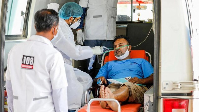 Hospitals run out of beds, shortage of space in crematorium