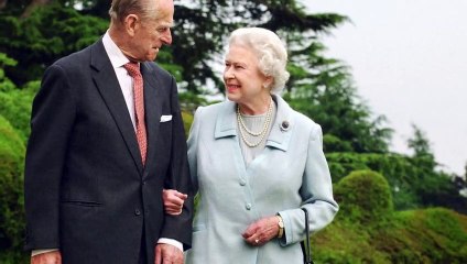 Queen Elizabeth II Enters 8-Day Period of Mourning After D of 'Beloved' Husband Prince Philip