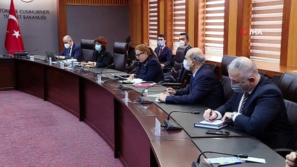 Bakan Pekcan: “Ticaret hacmimizin çok daha iyi rakamlara ulaşmasını birlikte sağlayacağız”