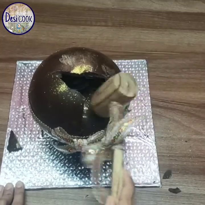 Pinata Cake | How to make trending Surprise Pinata Cake | Easy Method | Chocolate Smash Cake with Surprise inside | How to make Pinata Cake at Home | Viral Pinata Cake | Hammer | Best Pinata Cake recipe