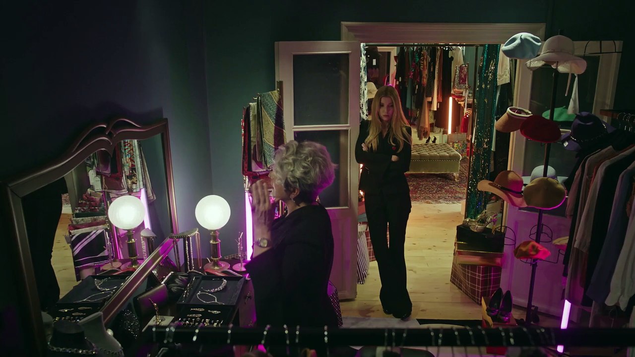 Camdaki Kız 2. Bölüm Fragmanı İzle