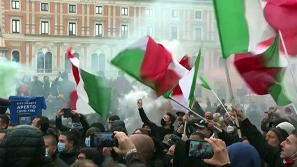 Protestas en Roma por los cierres de restaurante a causa de pandemia