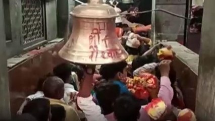 Navratri: Crowd of devotees gather at temple for darshan