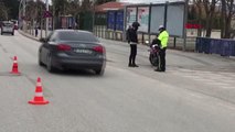 PLAKASINI MASKEYLE KAPATAN MOTOSİKLETLİYE PARA VE MEN CEZASI