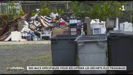 Des bacs spécifiques pour récupérer les déchets électroniques