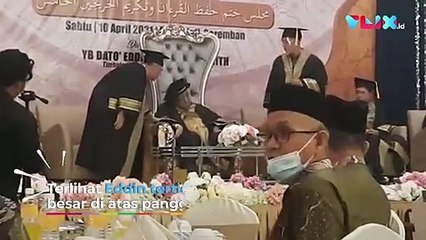 Wakil Menteri Pekerjaan Malaysia Tertidur Pulas Saat Acara
