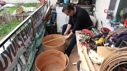 Yer: Bursa... Patlayan davuluna usta bulamadı, meslek sahibi oldu