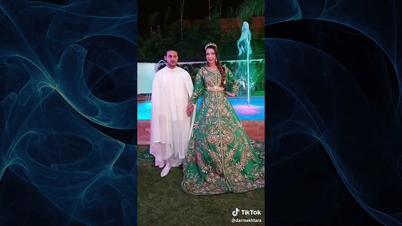@Lisa Pariente Tiktok Masque