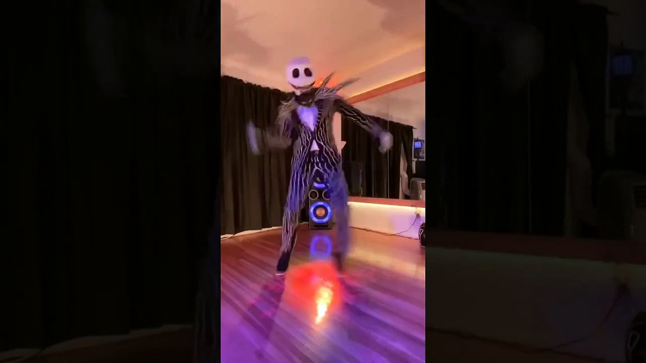 Best Halloween 2020 Tiktok Challenge | Spooky Scary Skeletons Tik Tok Dance
