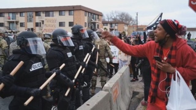 Protestas en Minneapolis tras muerte de un joven negro a manos de la policía
