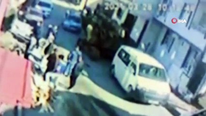 Hafriyat alacaktı, binanın altındaki toprak kaydı!