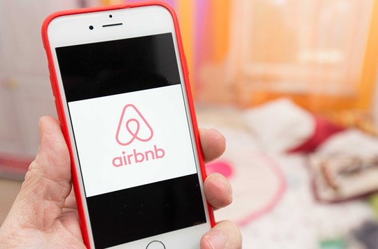 Aix-en-Provence : un appartement vandalisé et des croix gammées taguées