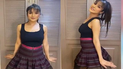 Shehnaaz Gill बनी प्यारी सी Doll, Video में दिखा जलवा | FilmiBeat