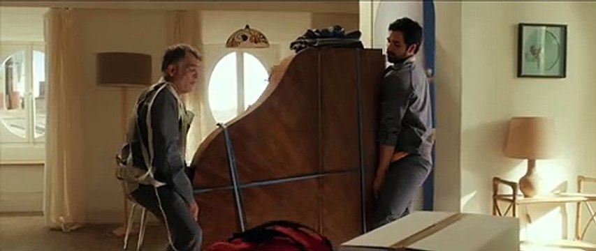 Un Peu Beaucoup Aveuglément (2015) - Clovis Cornillac, Mélanie Bernier, Lilou Fogli