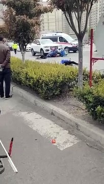 Régis conduit une ambulance