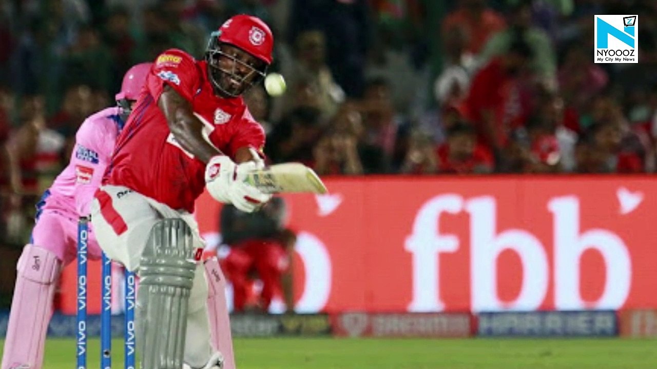 Chris Gayle becomes first player to smash 350 sixes in IPL