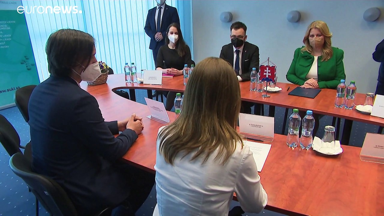 Szlovákia elnöke kiáll a Szputnyik V-t vizsgáló szlovák tudósok mellett