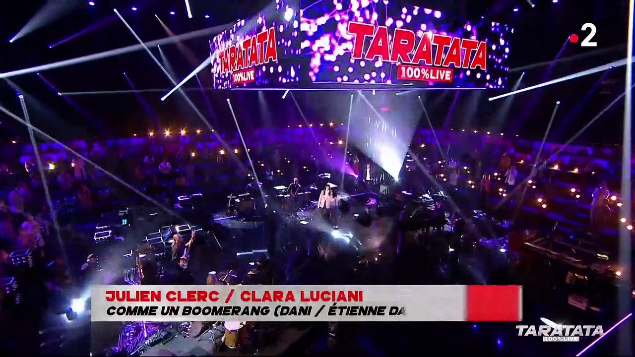 Clara Luciani et Julien Clerc chantent "Comme un boomerang" en duo