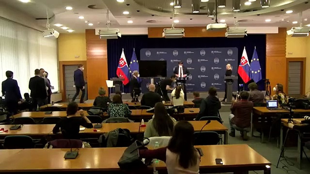 ZÁZNAM: TK premiéra E. Hegera a ministrov V. Lengvarského a I. Matoviča k aktuálnej situácii