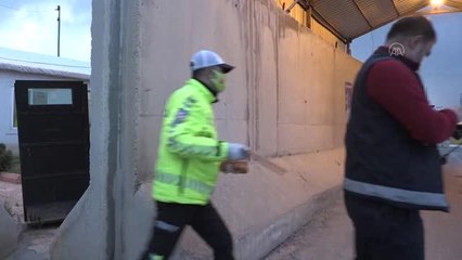 Son dakika haberleri... Polis ekipleri ilk iftarlarını görevlerinin başında açtı