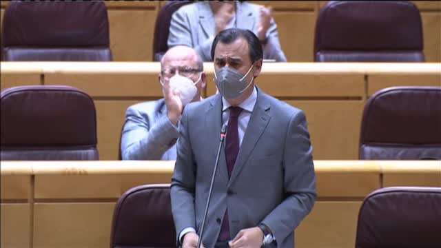 Maíllo pide a gritos la dimisión de Marlaska en el Senado: Fuera, fuera