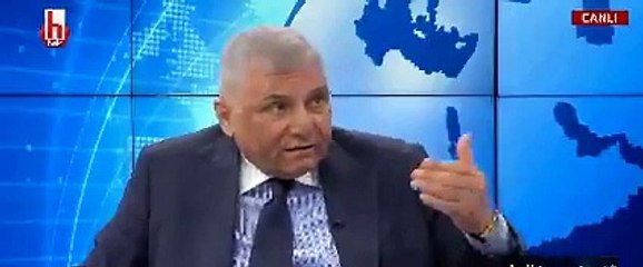 Ufuk Söylemez'den AK Partili seçmenlere hakaret