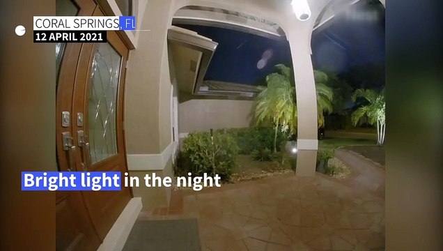 Meteor streaking across Florida sky captured by home camera