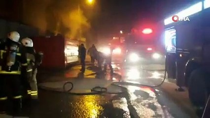 Sahur vakti Mobilya fabrikasında yangın
