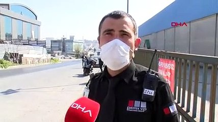 Halk tedirgin! Rögarlardan 'mavi su' fışkırıyor