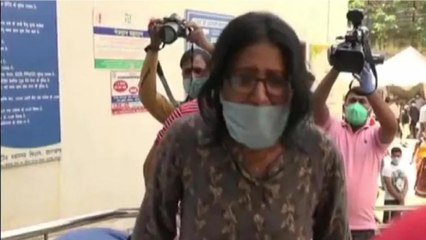 Father dies at hospital gate,daughter blames health minister