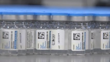 Gobierno y comunidades analizan el retraso de la esperada vacuna de Janssen