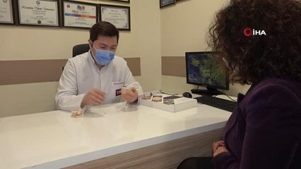"Kayıp dişleriniz için implant tedavisi tercih edin"