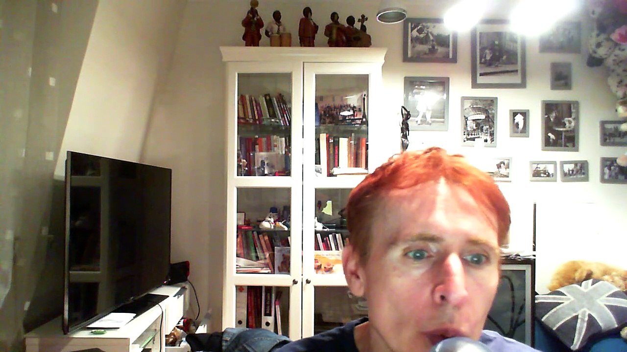 Wiwi égratigne "si j'avais"