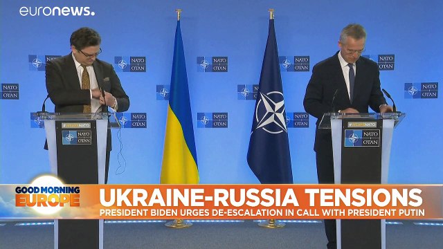 Biden calls on Putin to 'de-escalate tensions' with Ukraine in phone conversation