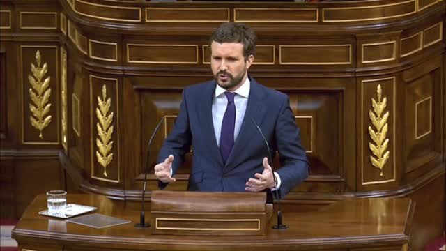 Casado abronca a Sánchez y critica la chulería de un Gobierno insensible e incompetente