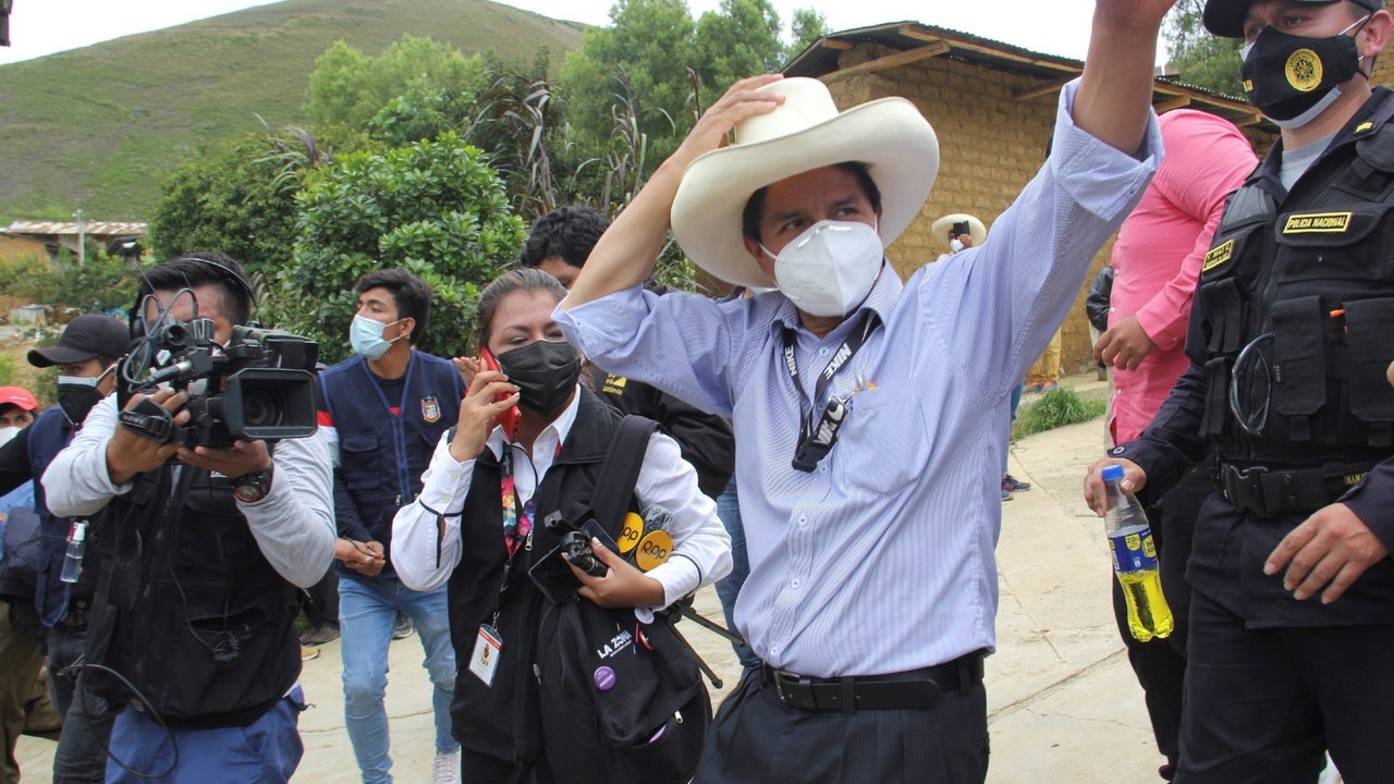 Far-left candidate leads Peru into run-off presidential polls