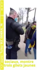Verbalisés parce qu'ils portaient un gilet jaune ?