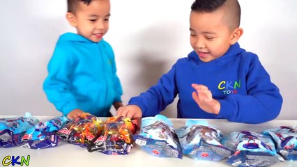 Spider-Man Avengers Toys Story 4 Captain Marvel Domez Surprise Ckn Toys