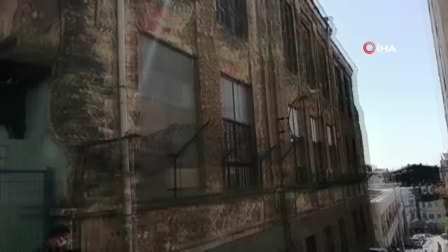 Yunanistan Dışişleri Bakanı Dendias, Milli Eğitim Bakanlığı Özel Merkez Rum Lisesini ziyaret etti