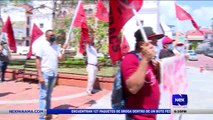 Trabajadores del Suntracs protestó frente a la presidencia  - Nex Noticias
