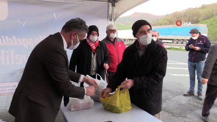 Ordu Büyükşehir Belediyesi'nden yolda kalanlara iftar