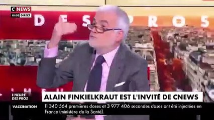 Alain Finkielkraut, sur CNEWS.
