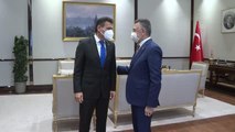 Son dakika haberleri: Cumhurbaşkanı Yardımcısı Oktay, KKTC Maliye Bakanı Oğuz'u kabul etti