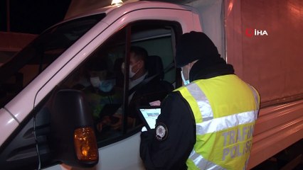 Şehirlerarası seyahat kısıtlamasının il sınırındaki kontrolleri başladı